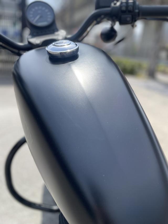XL883N
