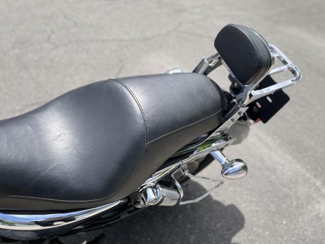 XL883C