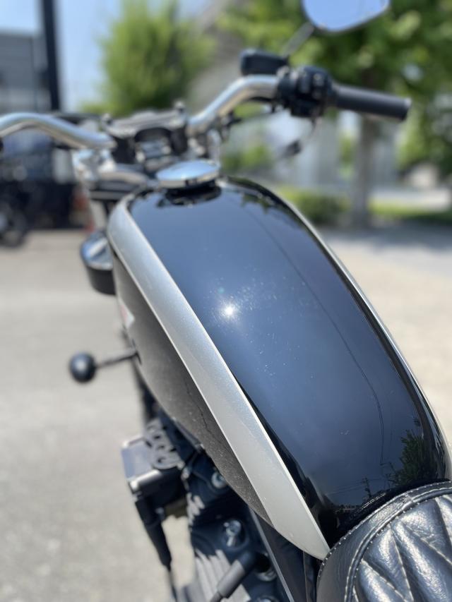 XL883R