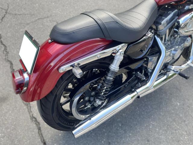 XL883