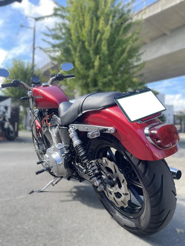 XL883