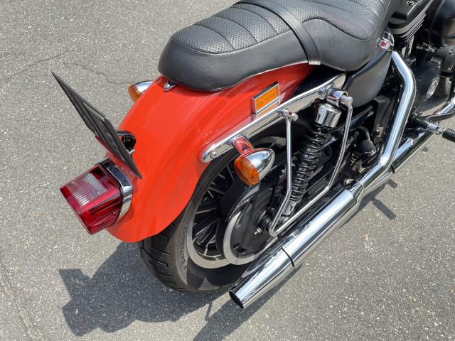 XL883R