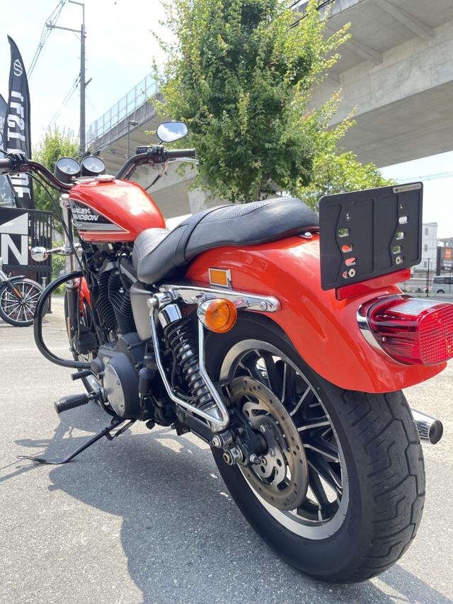 XL883R